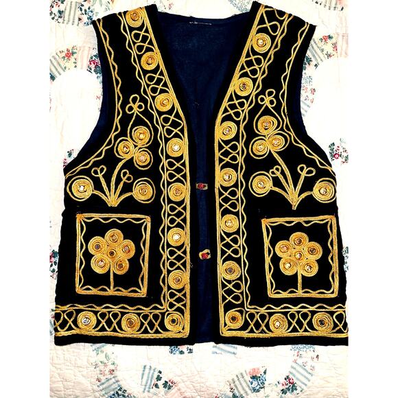 VINTAGE 70's BLACK VELVET GOLD EMBROIDERED HIPPIE AFGHAN VEST WAIST COAT - Picture 1 of 6